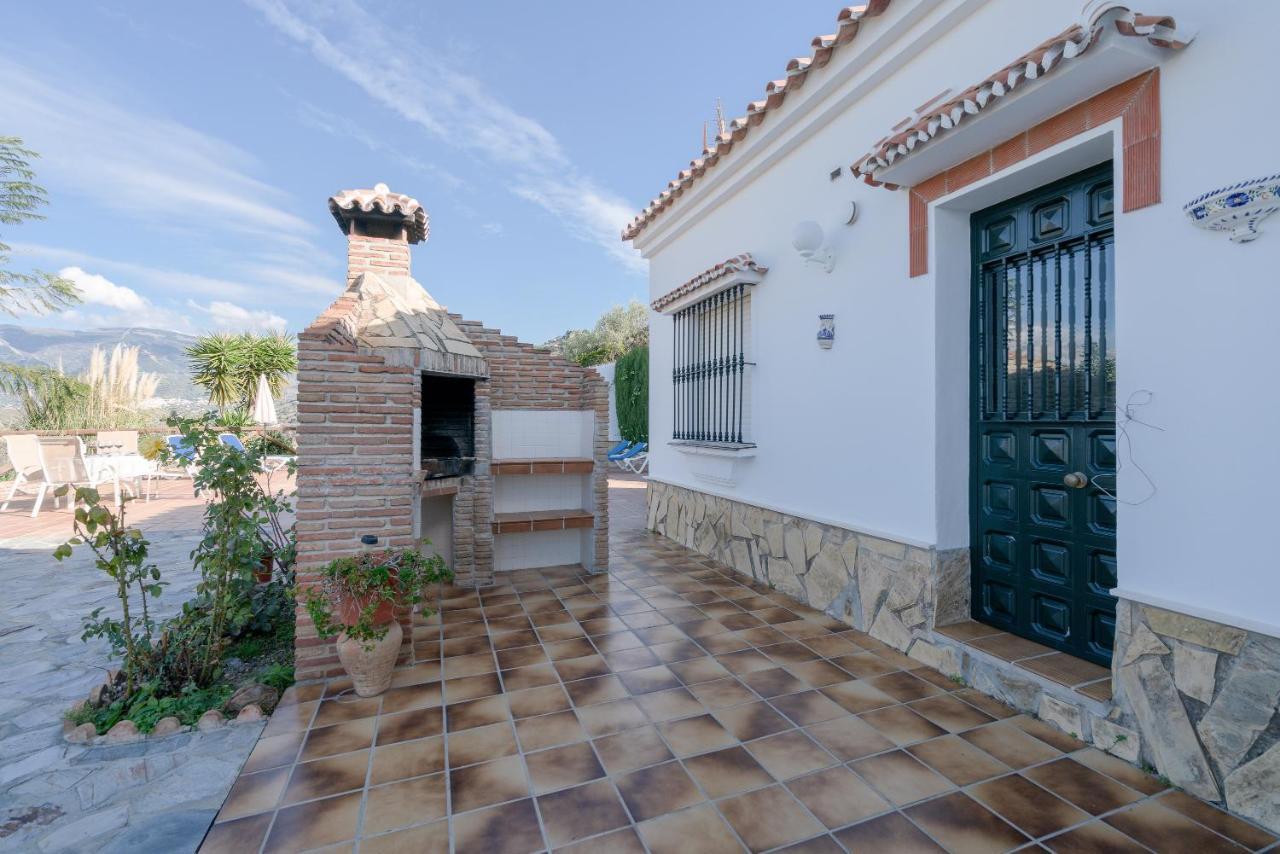 Cortijo La Rijana Villa Sayalonga Eksteriør billede