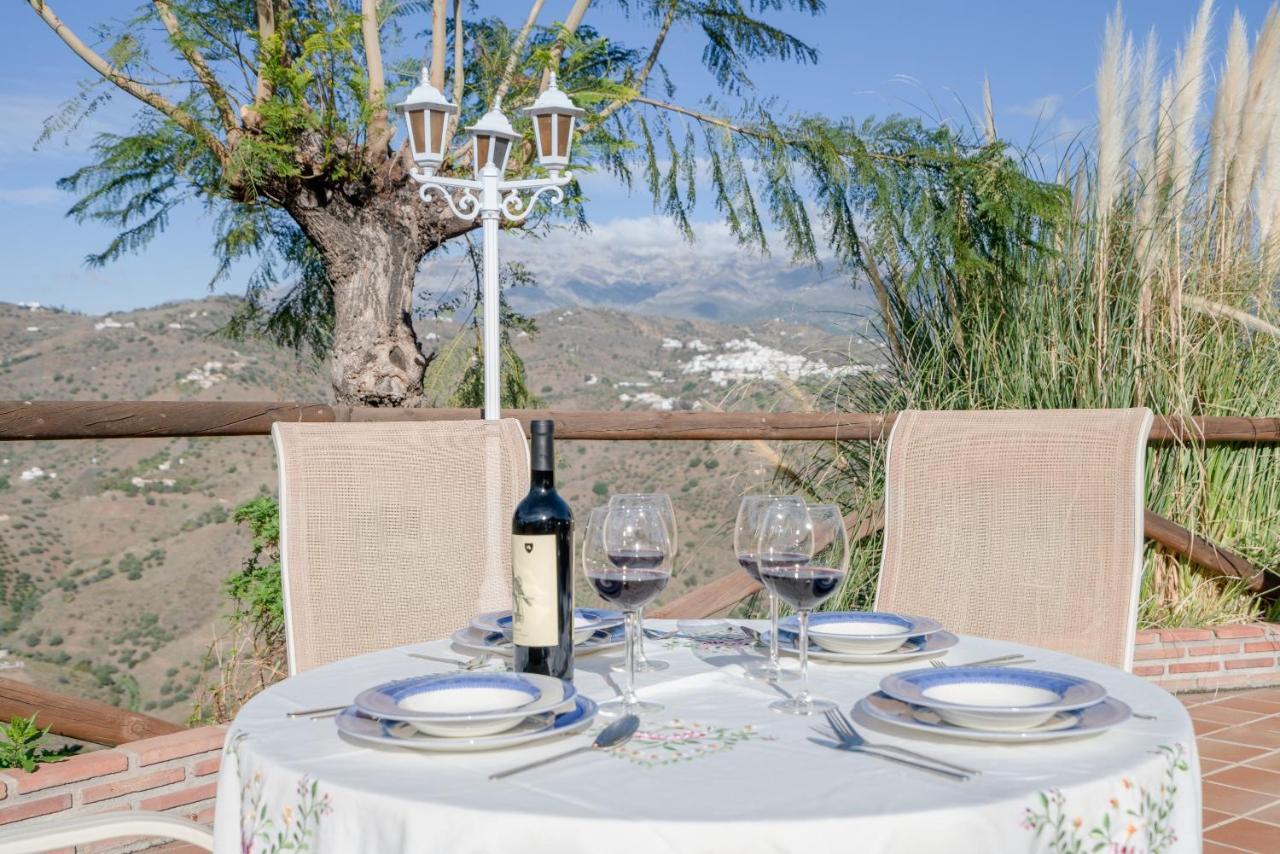 Cortijo La Rijana Villa Sayalonga Eksteriør billede