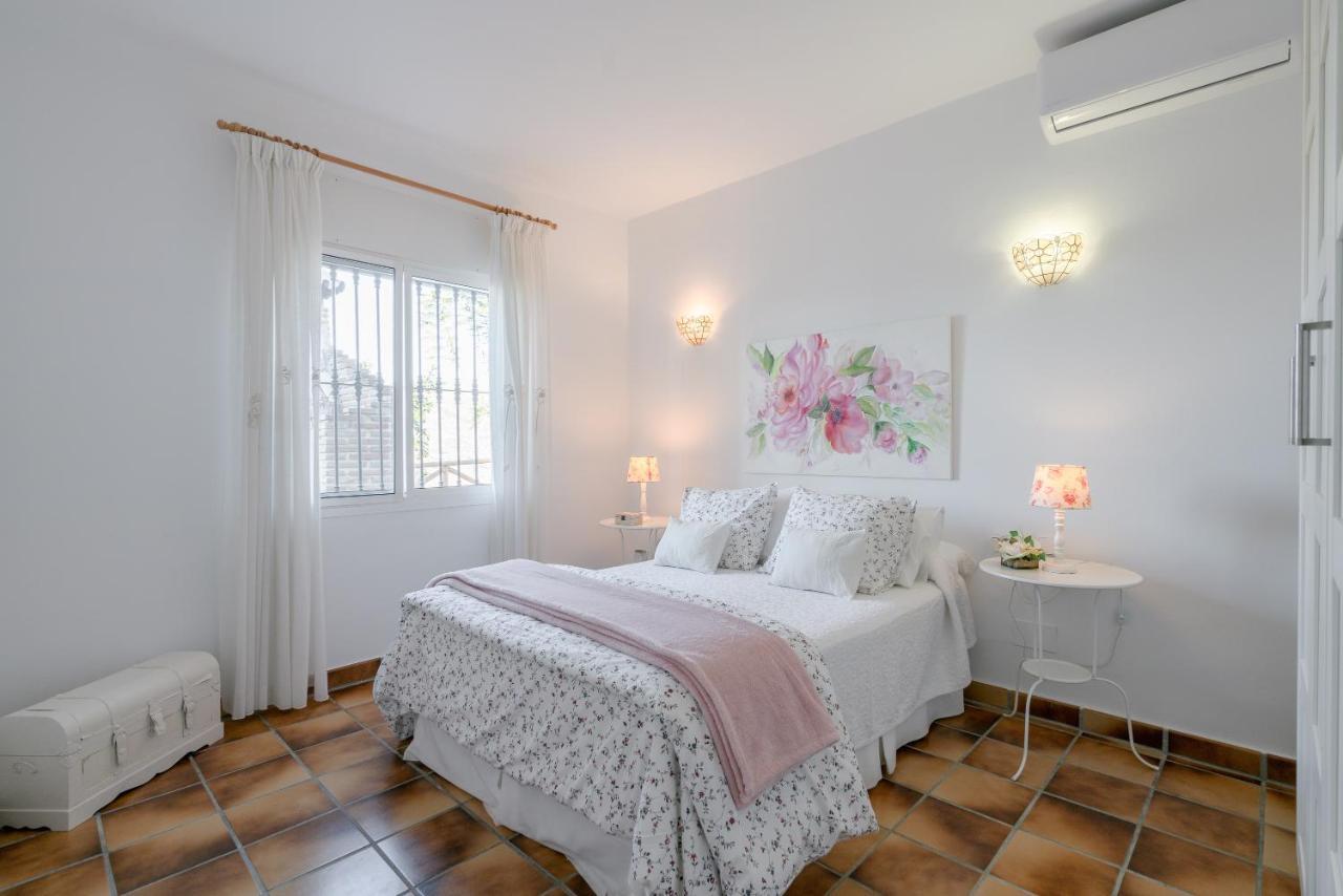 Cortijo La Rijana Villa Sayalonga Eksteriør billede